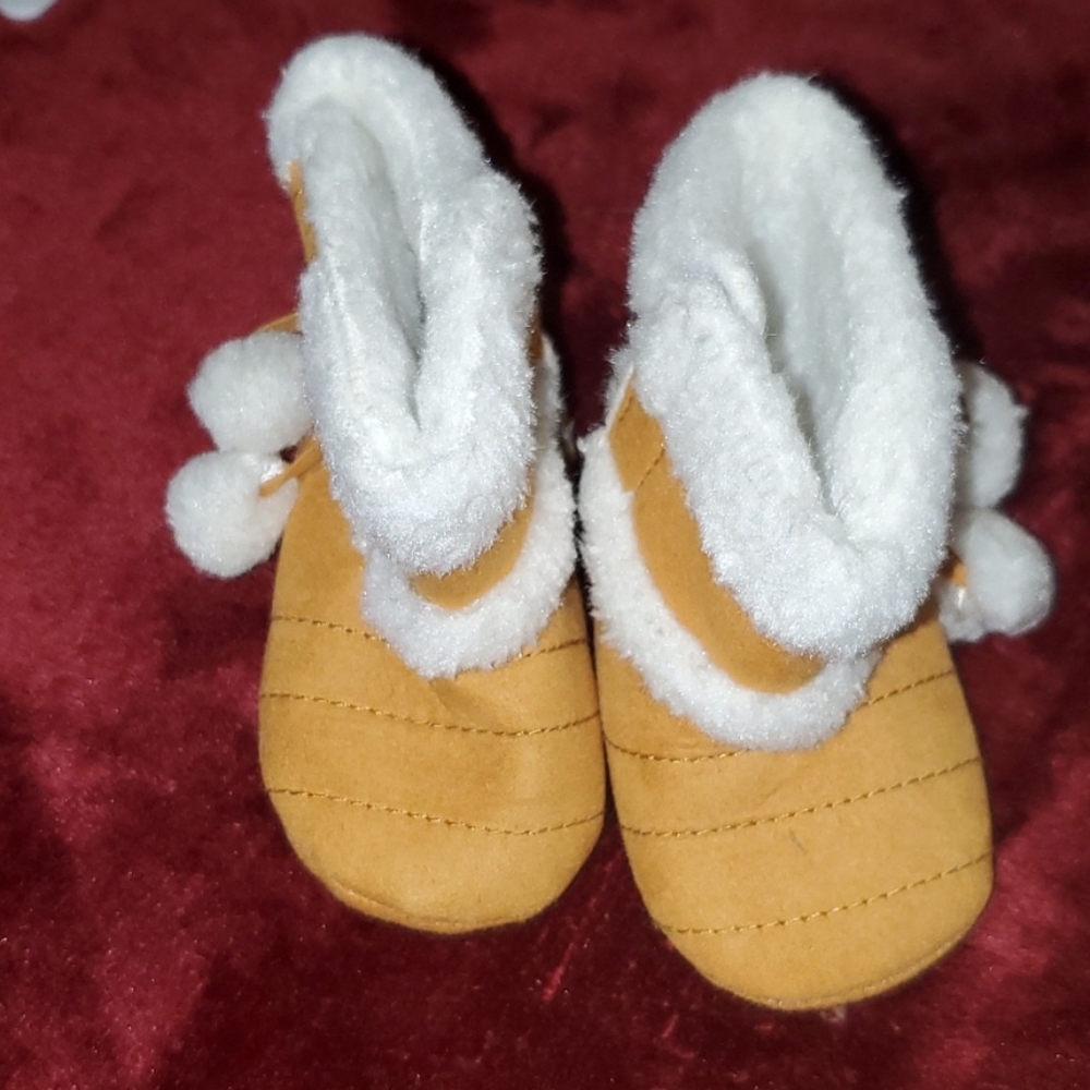 Infant boots
